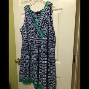 Sleeveless summer dress in blue and white